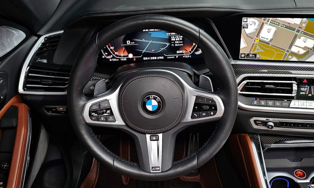 BMW X6 M50i, 2023