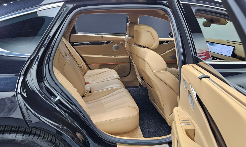 Genesis G80 Gasoline 2.5 Turbo 2WD, 2026