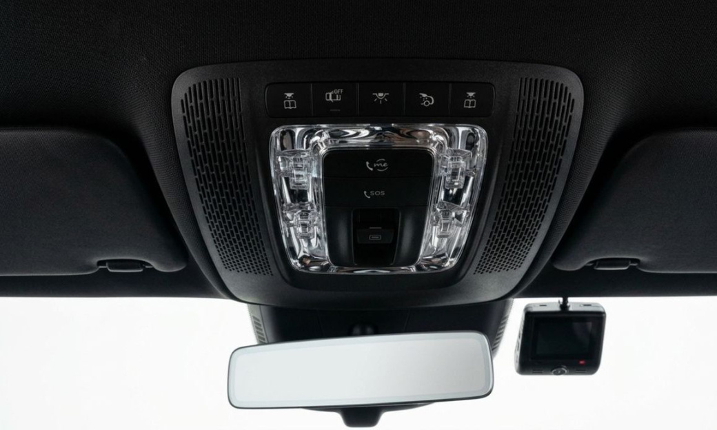 Mercedes-Benz CLA-Class CLA250 4MATIC, 2025