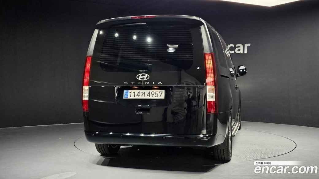 Hyundai Staria Tourer 9-Seater, 2025