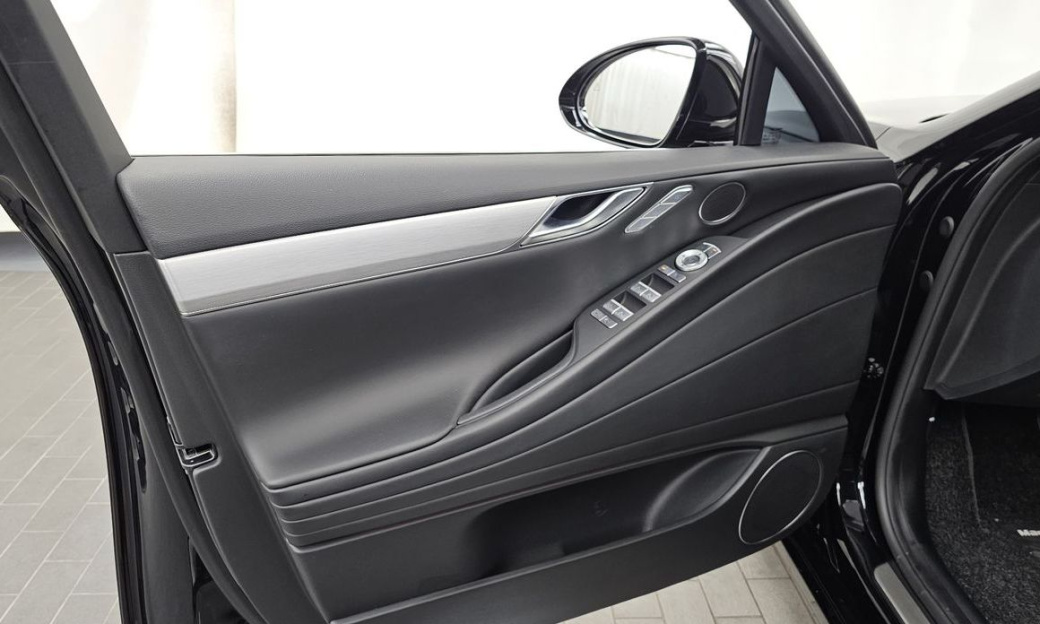 Genesis G80 Gasoline 2.5 Turbo AWD, 2025