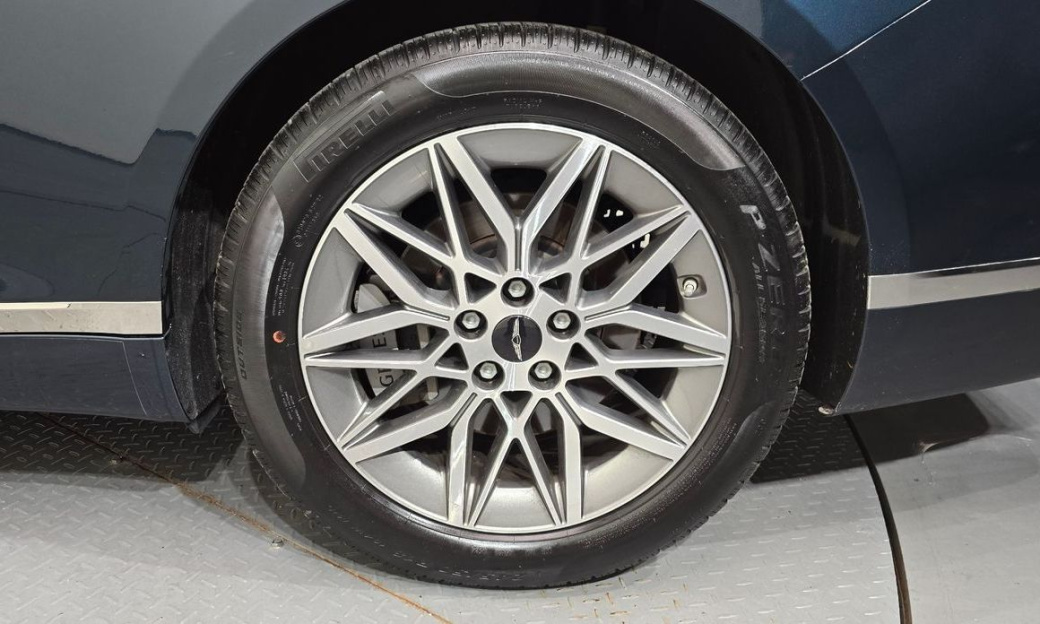 Genesis G80 Gasoline 2.5 Turbo 2WD, 2025