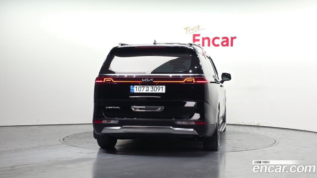 Kia Carnival 9-Seater Signature, 2022