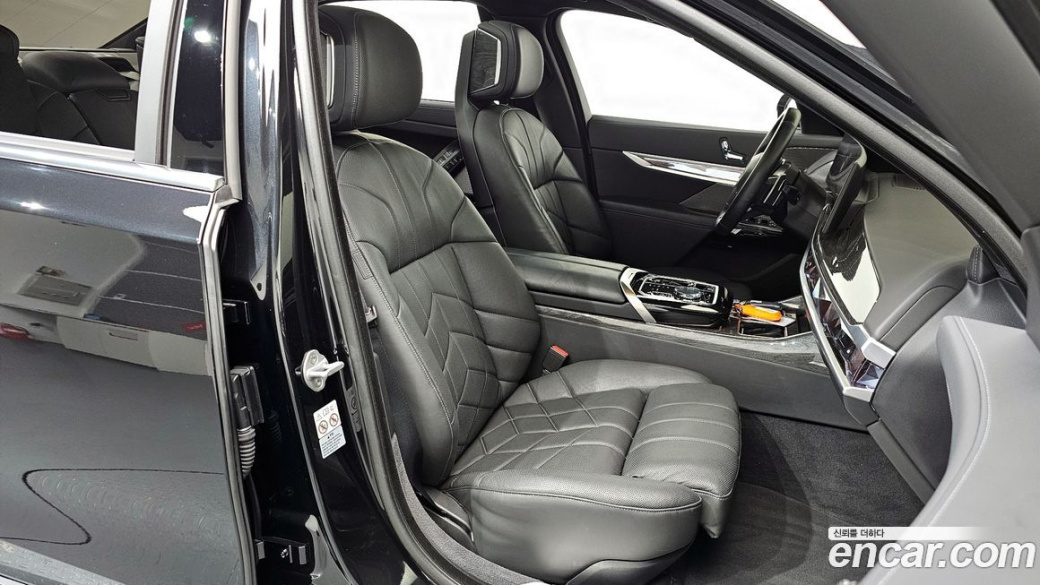 BMW 7-Series 740d xDrive M Sport, 2024