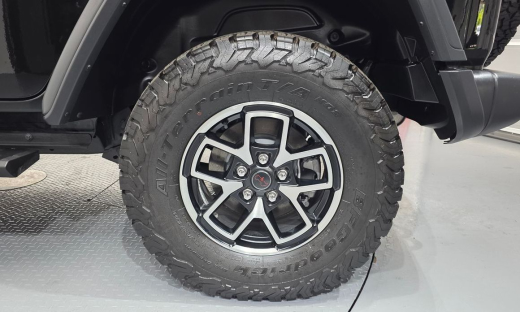 Jeep Wrangler 2.0 Sahara Power Top 4Door, 2025