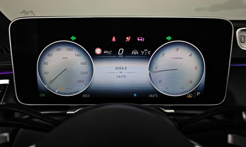 Mercedes-Benz S-Class S450 d 4MATIC, 2024