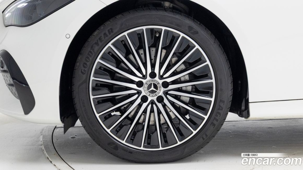 Mercedes-Benz CLE-Class CLE200 Coupe, 2025