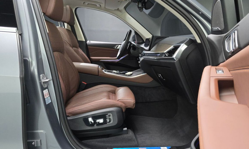 BMW X5 xDrive 40i xLine, 2024