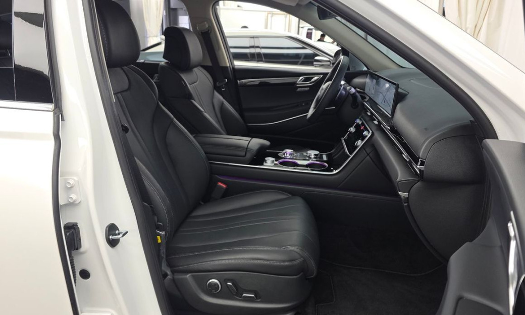 Genesis GV80 2.5T Gasoline AWD, 2025