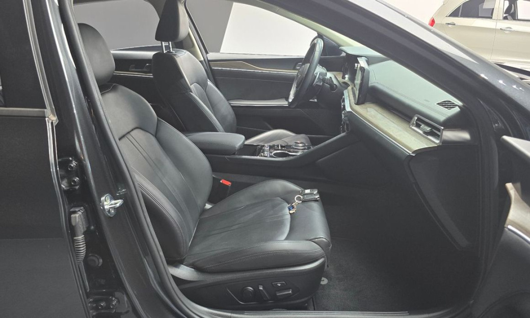 Kia K5 2.0, 2022