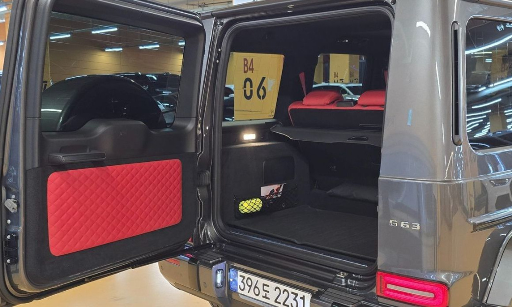 Mercedes-Benz G-Class AMG G63 Manufaktur, 2024