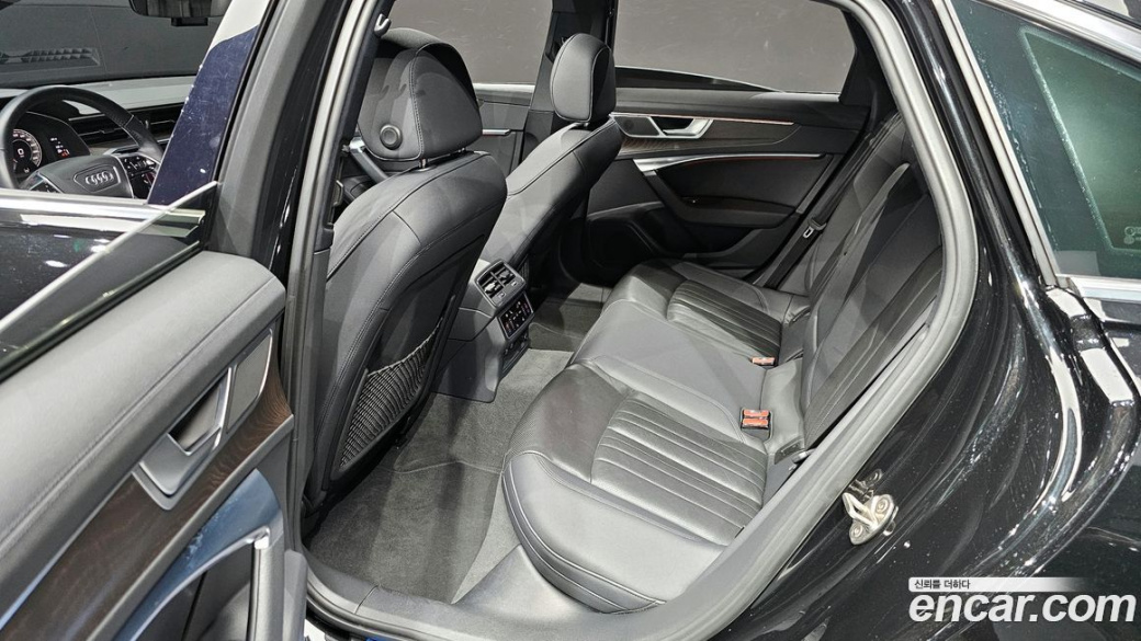 Audi A6 40 TDI Premium, 2021