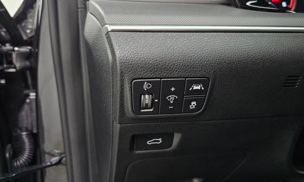 Kia K5 2.0, 2023