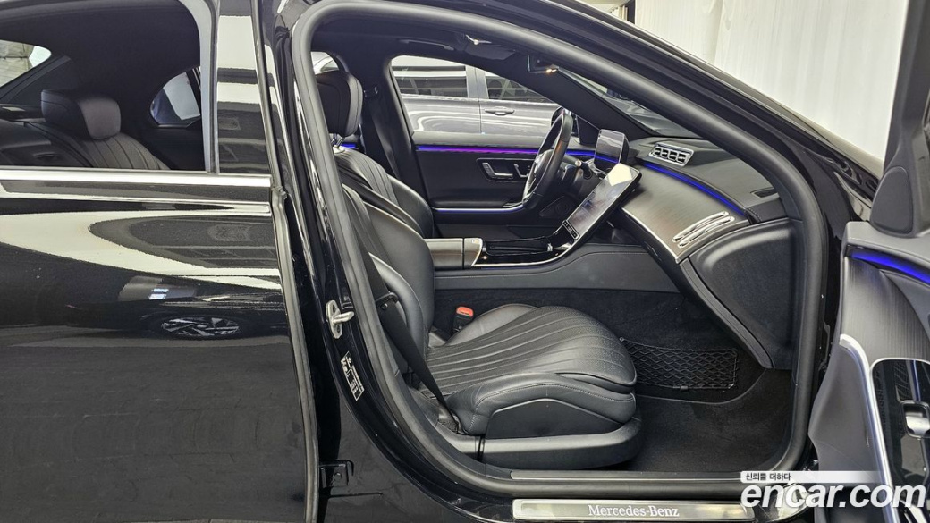 Mercedes-Benz S-Class S350 d, 2023