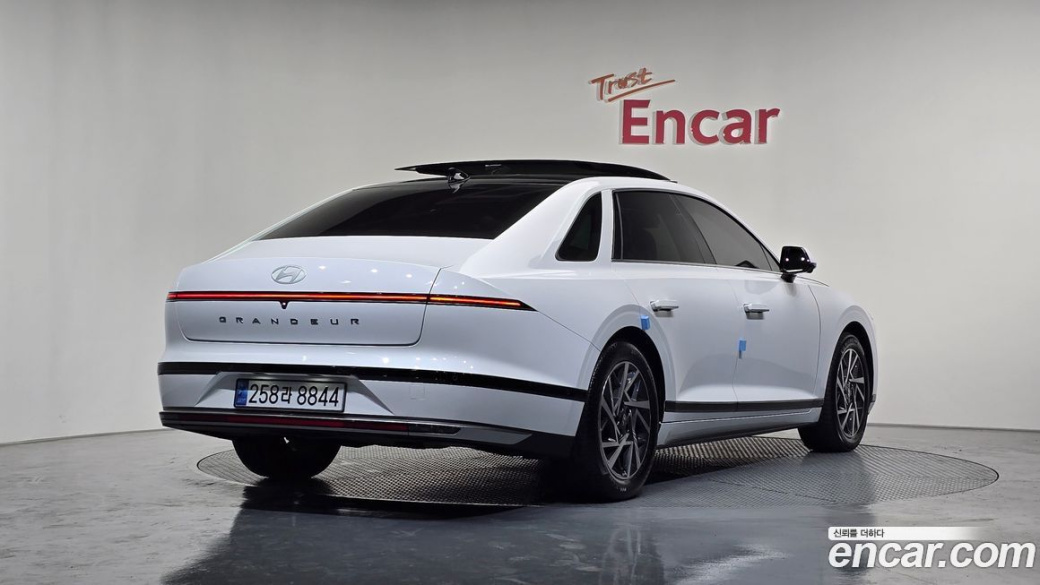 Hyundai Grandeur 2,5 Gasoline 2WD, 2023