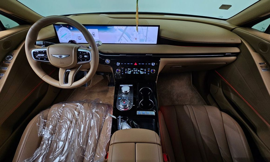 Genesis G80 Gasoline 2.5 Turbo AWD, 2025