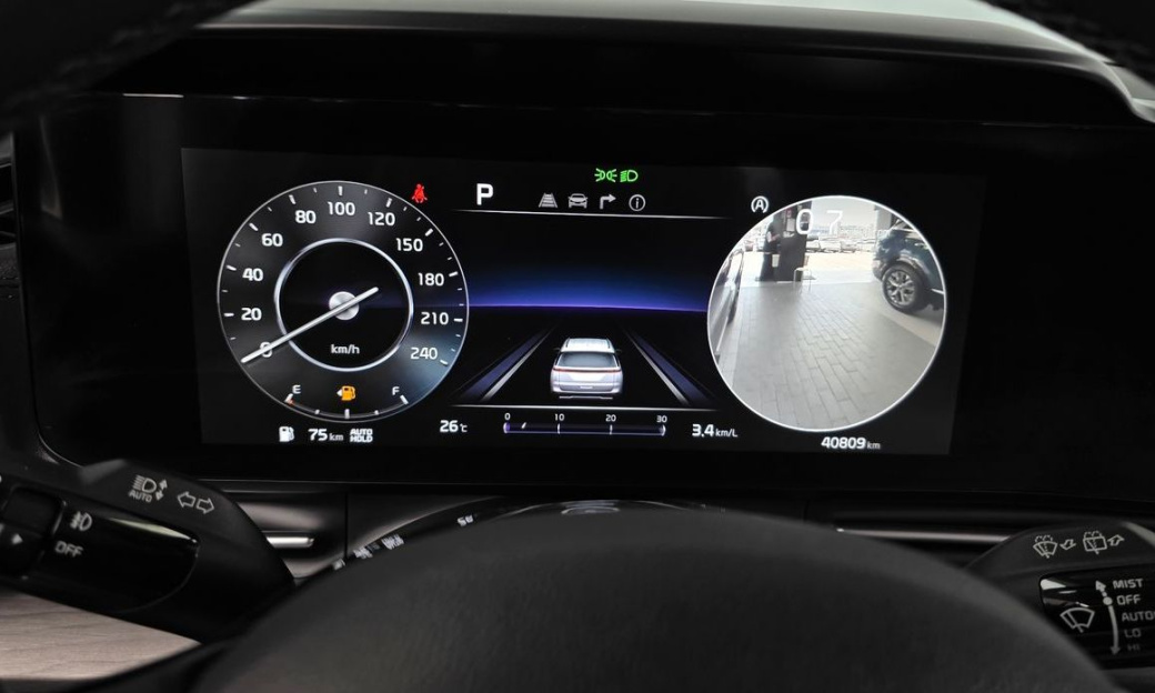 Kia Carnival 7-Seater Signature, 2022