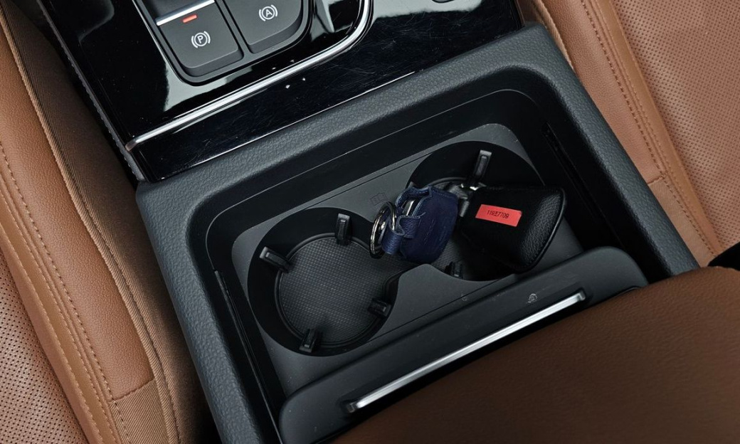 Audi Q5 45 TFSI Quattro Premium, 2024