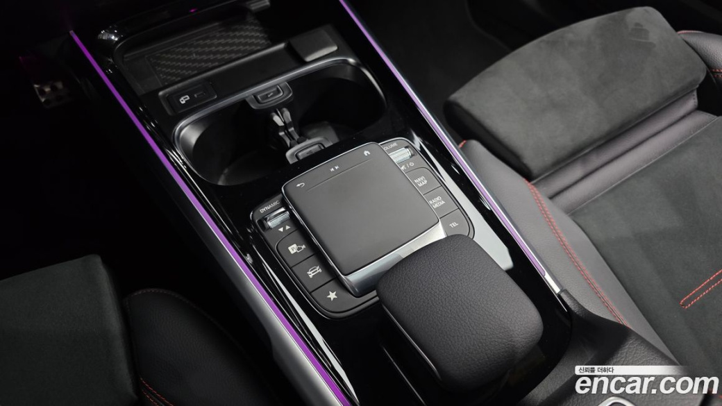 Mercedes-Benz GLB-Class GLB250 4MATIC, 2023