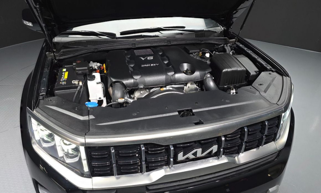 Kia Mohave Diesel 3.0 4WD 6-Seater, 2024