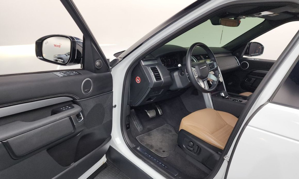 Land Rover Discovery D300 Dynamic HSE, 2024