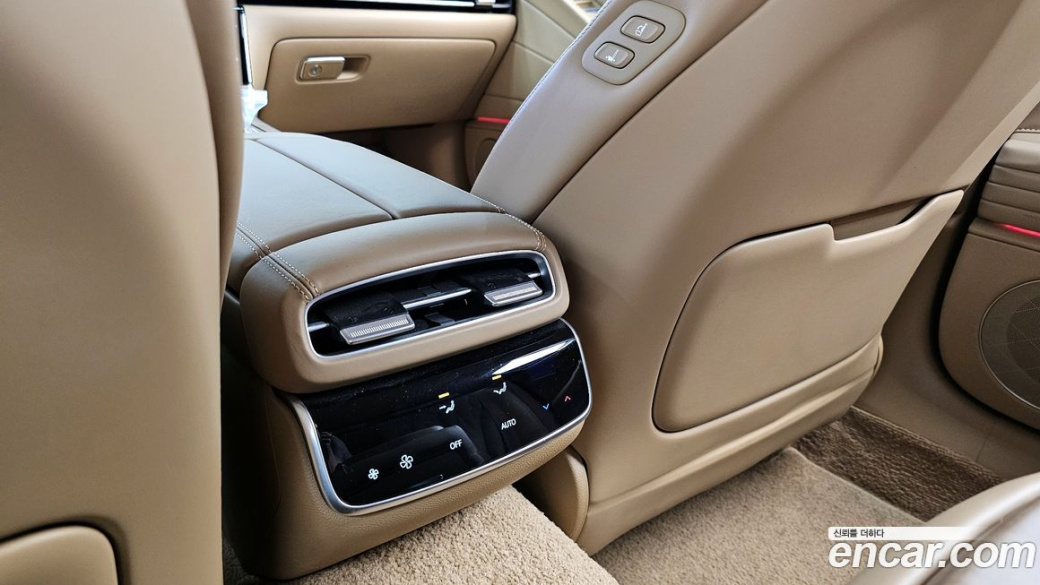 Genesis G80 Gasoline 2.5 Turbo AWD, 2025