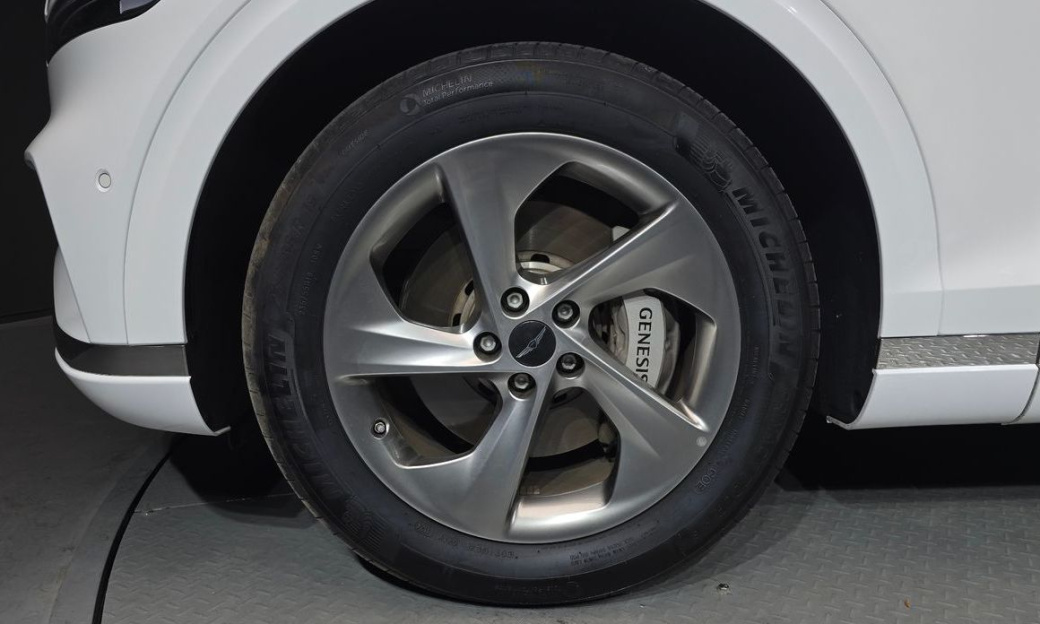 Genesis GV70 2.5T Gasoline 2WD, 2025