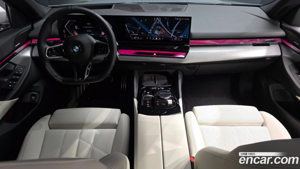 BMW 5-Series 520i M Sport, 2025