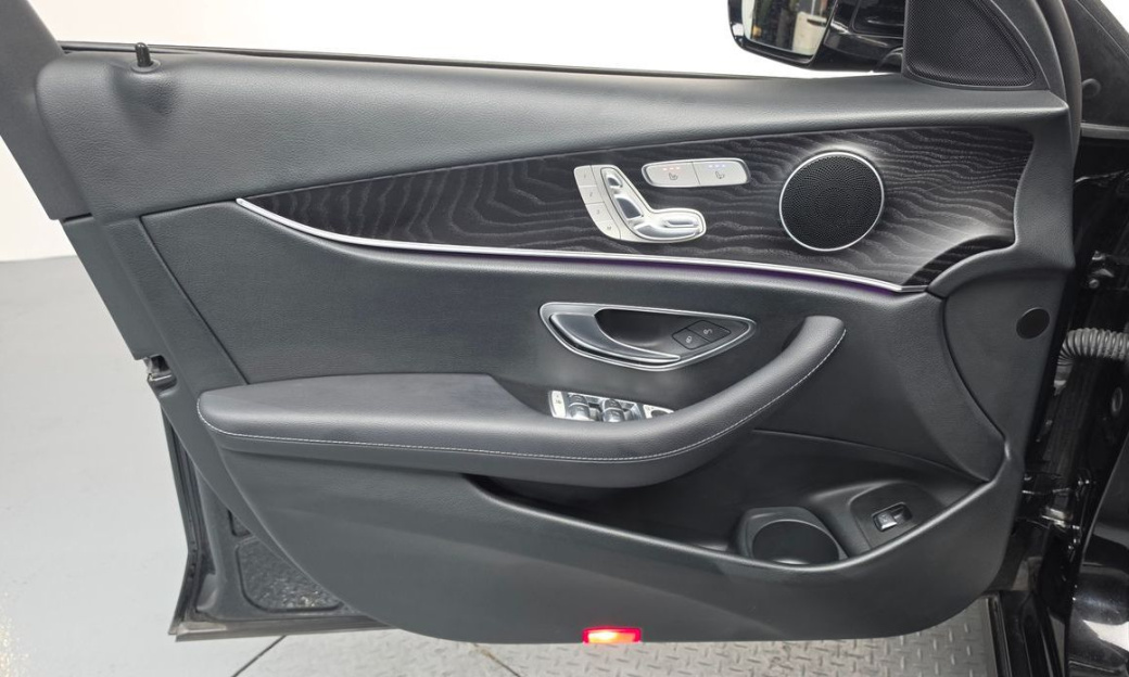 Mercedes-Benz E-Class E250 Avantgarde, 2023