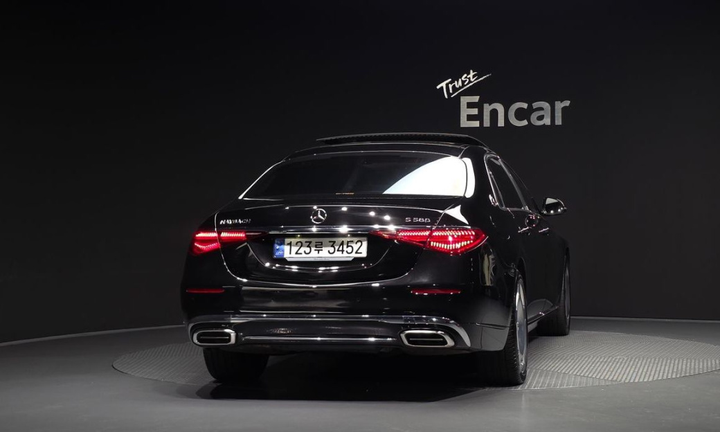 Mercedes-Benz S-Class Maybach S580 4MATIC, 2023