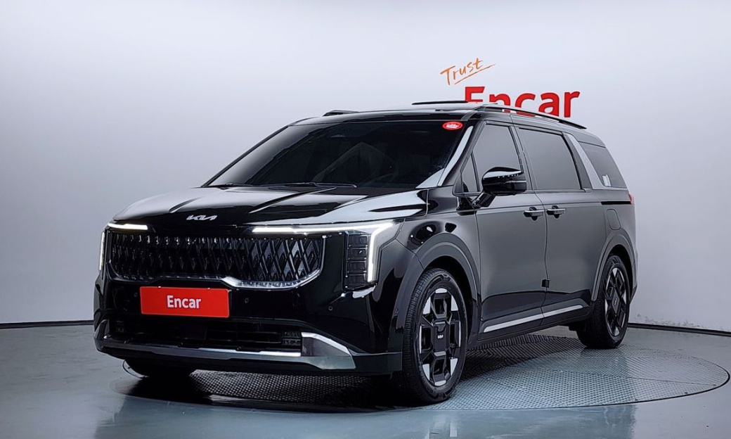 Kia Carnival 9-Seater Signature, 2025