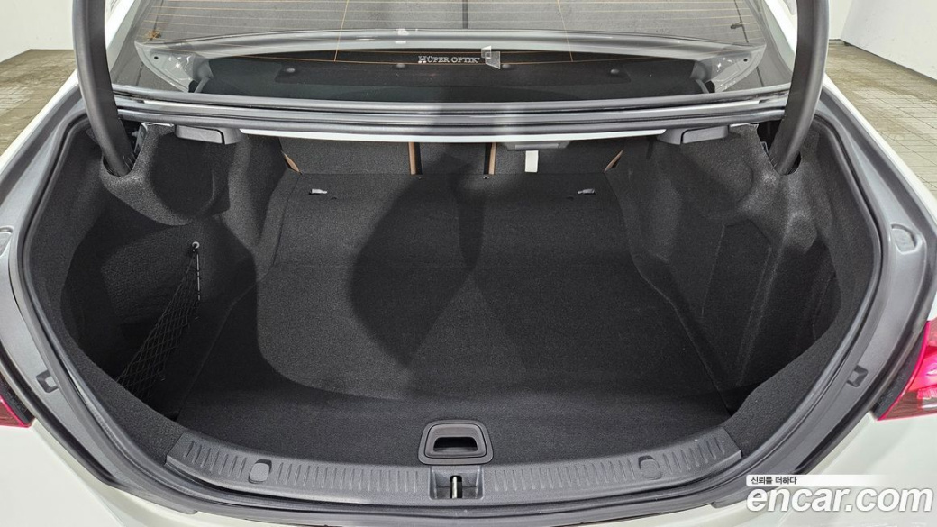 Mercedes-Benz E-Class E350 4MATIC Exclusive, 2023