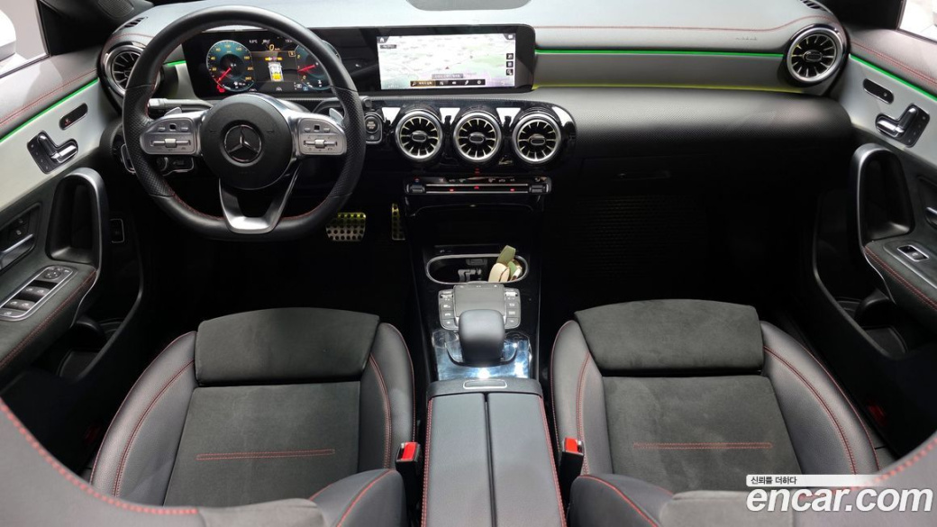 Mercedes-Benz CLA-Class CLA250 4MATIC, 2023
