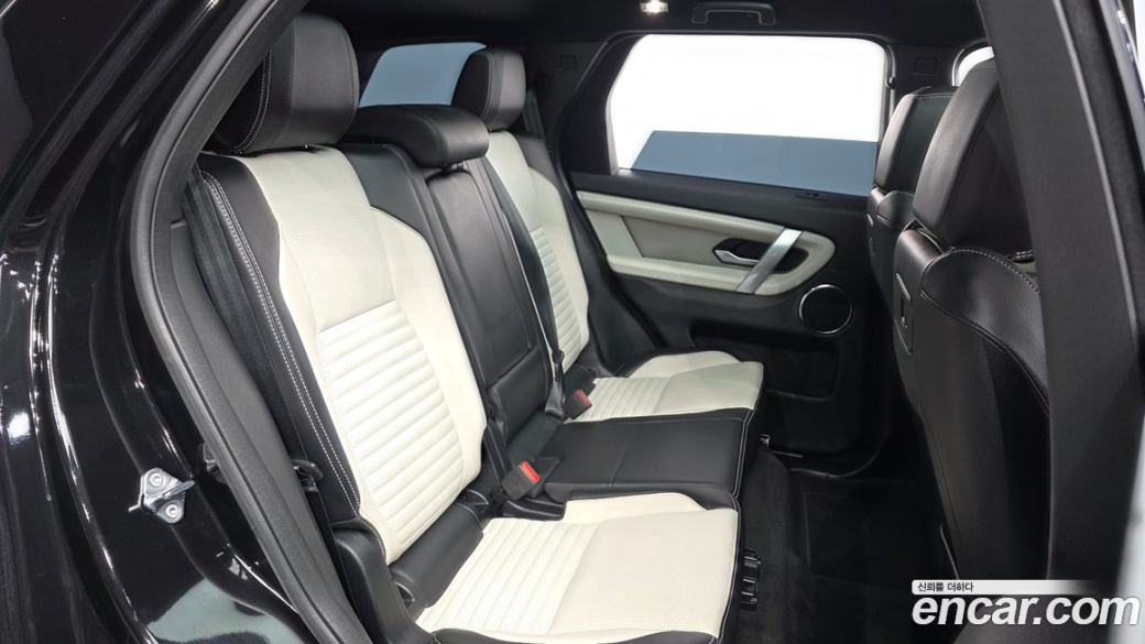 Land Rover Discovery Sport P250 Dynamic SE, 2025