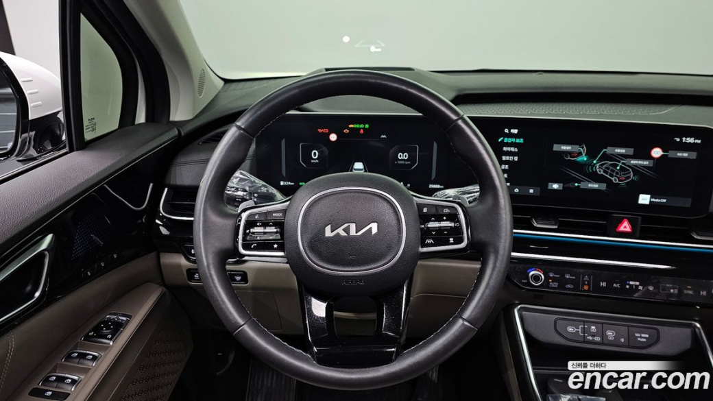 Kia Carnival 9-Seater Signature, 2025