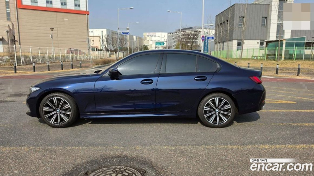 BMW 3-Series 320i, 2025
