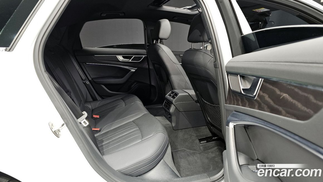 Audi A6 45 TFSI Quattro Premium, 2023