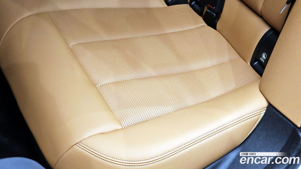 BMW 3-Series 320i, 2023