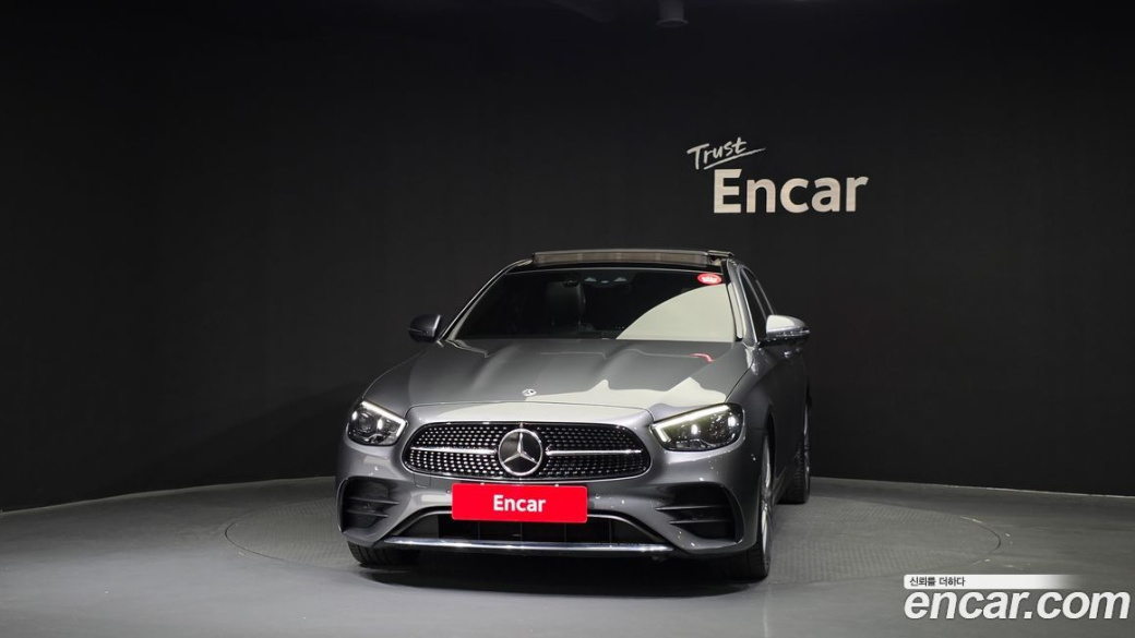Mercedes-Benz E-Class E350 4MATIC AMG Line, 2022