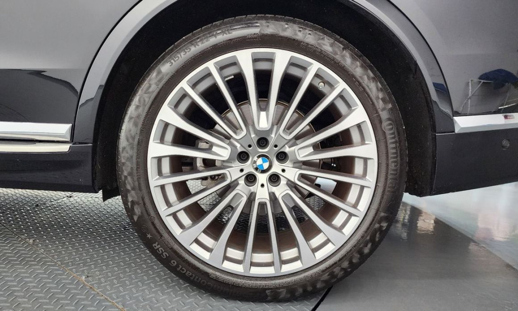 BMW X7 xDrive 40i Design Pure Excellence 7-Seater, 2024