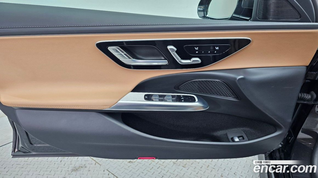 Mercedes-Benz E-Class E200 Avantgarde, 2025