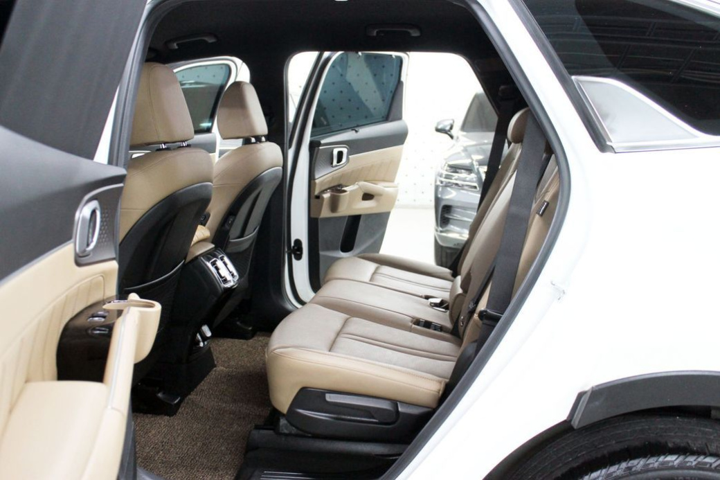 Kia Sorento Diesel 2.2 2WD, 2024