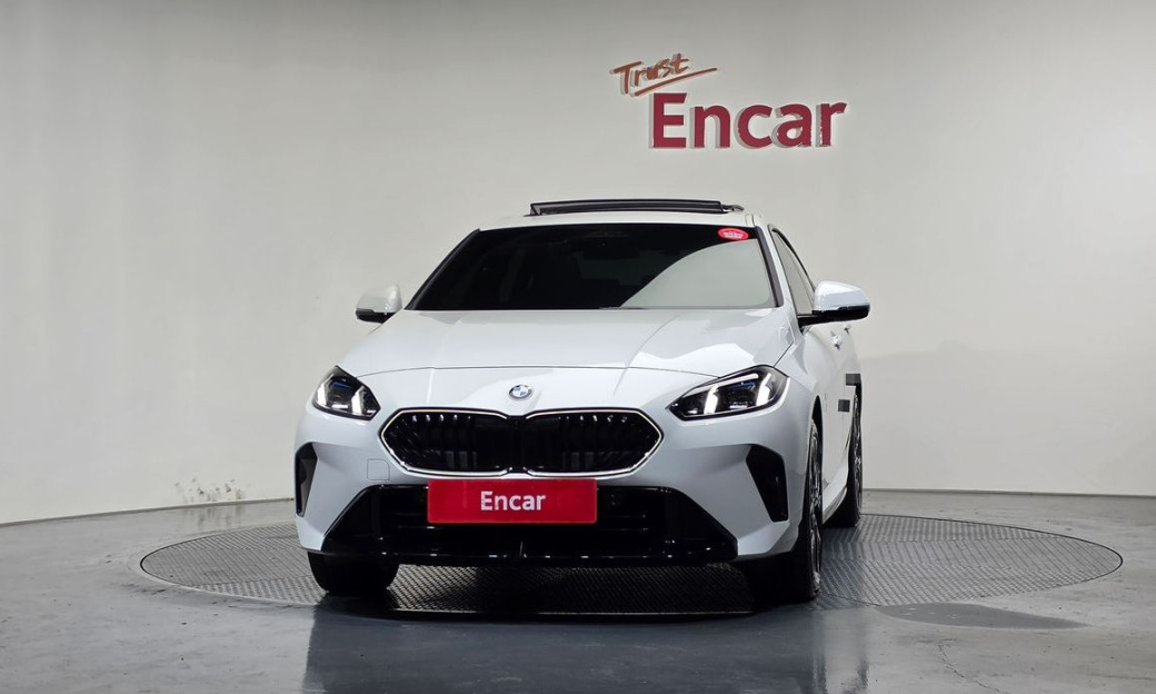 BMW 2-Series 220 M Sport, 2025