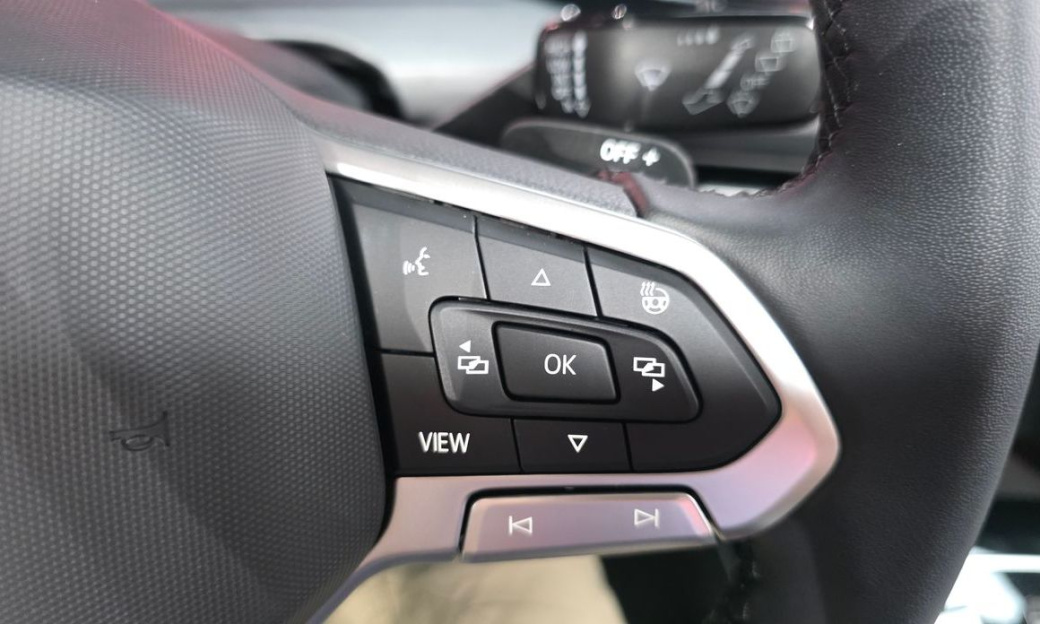 Volkswagen Golf 2.0 TDI Prestige, 2024