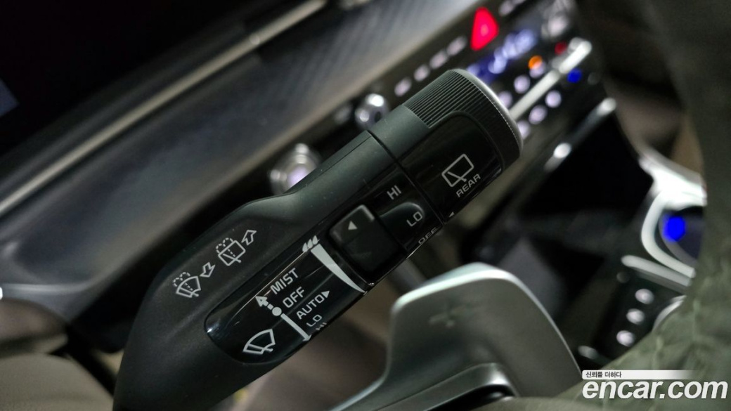 Kia Carnival 7-Seater Hi-Limousine, 2023