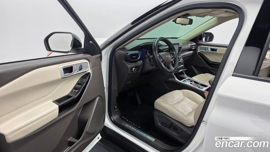 Ford Explorer 3.0 Platinum 4WD, 2022