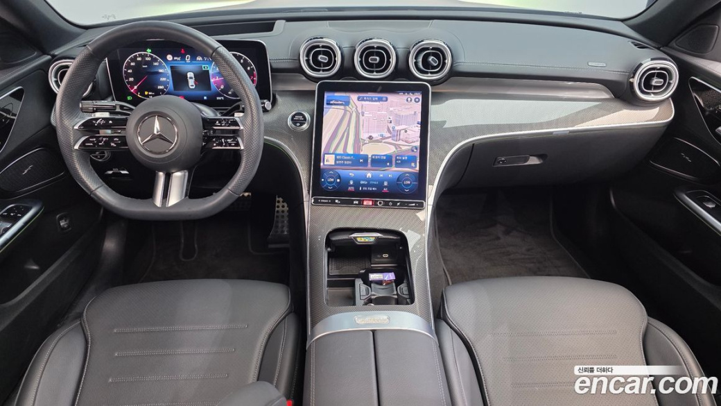 Mercedes-Benz C-Class C300 4MATIC AMG Line, 2023
