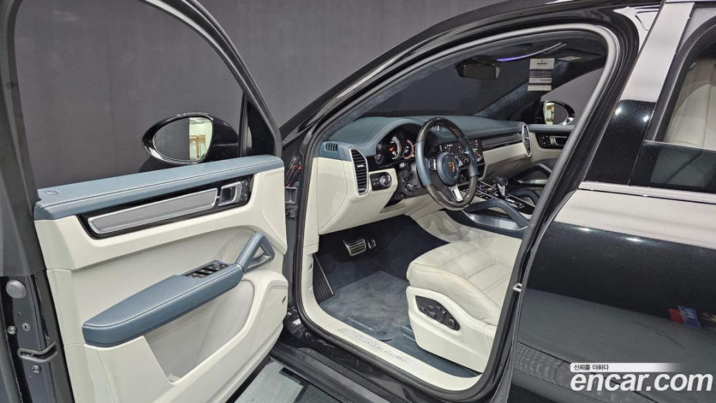 Porsche Cayenne 4.0 Turbo Coupe, 2023