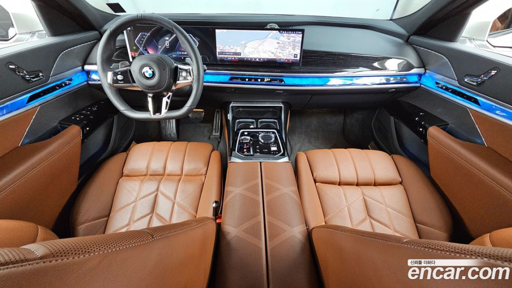 BMW 7-Series 740i xDrive M Sport, 2025