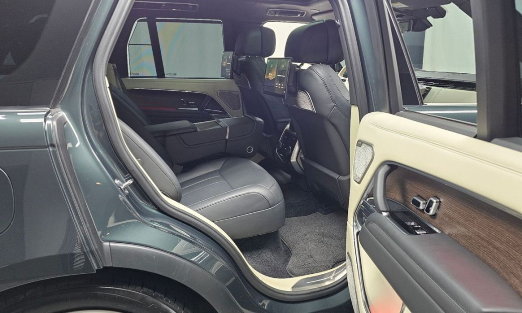 Land Rover Range Rover P530 Autobiography, 2023